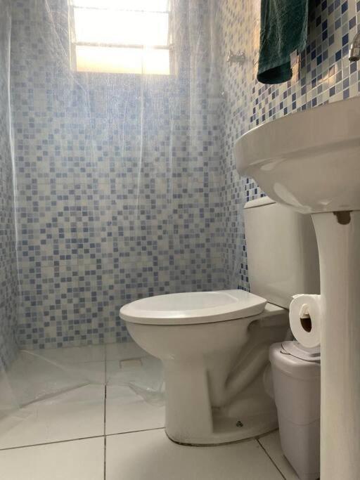 Casa Perto Da Praia Em Убатуба Екстериор снимка